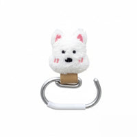 ペットカートでお散歩中のおしゃれなアニマル荷物フック。ふわふわのクマと犬のぬいぐるみ付きバギーフック