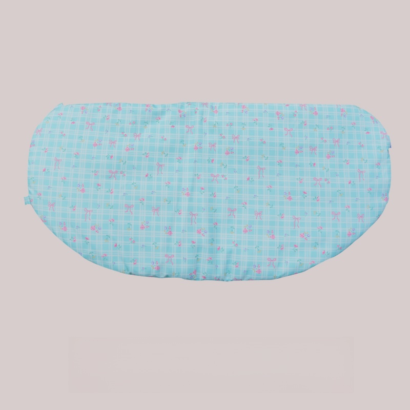 癒やし系のバタフライ花柄をあしらったグリーンペットカート用あごのせクッション。背中の蒸れを防ぐ通気性素材で、見た目の可愛さと快適な座り心地を両立。