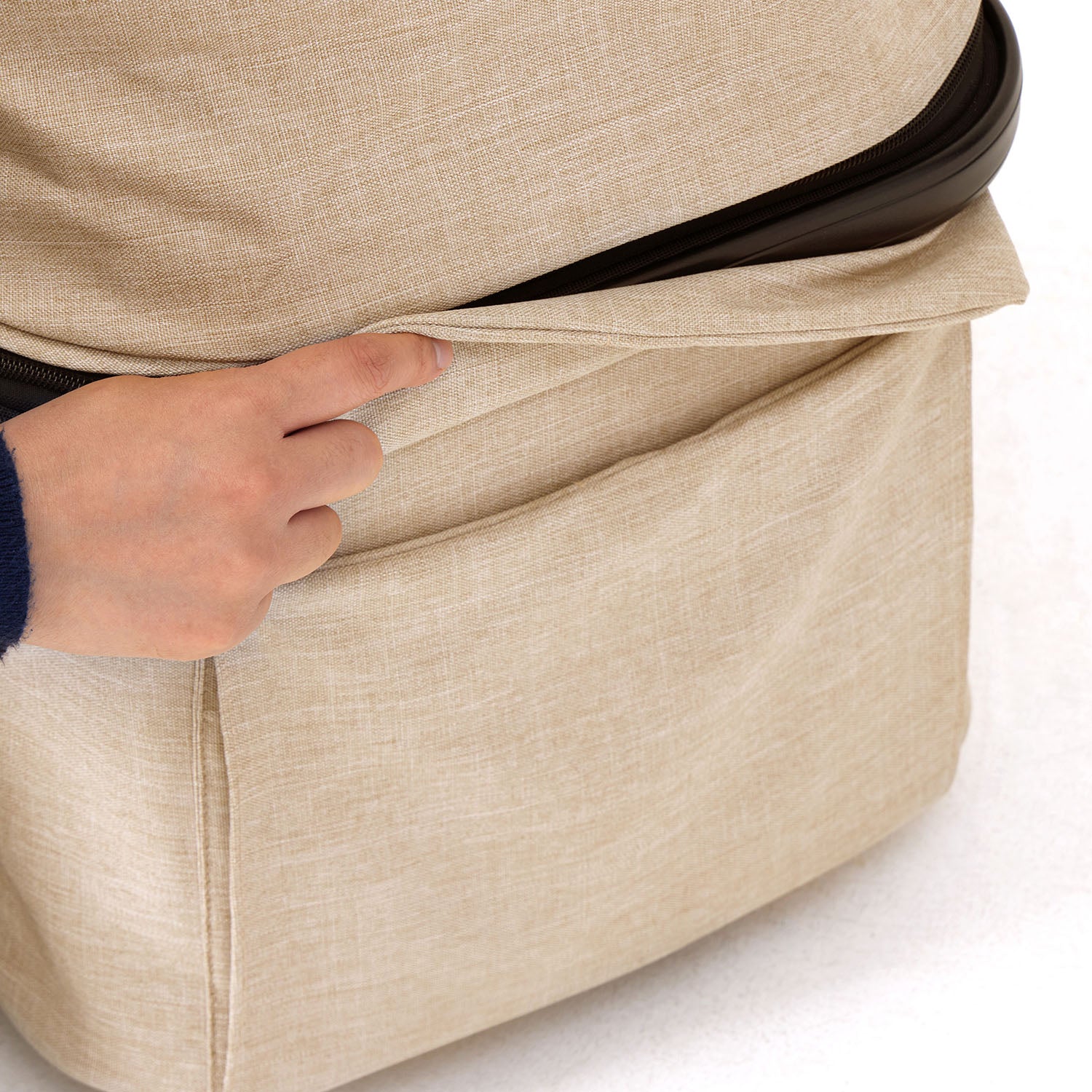 PETTENA 小型犬向け分離型バギーKNIGHTの収納ポケットの写真