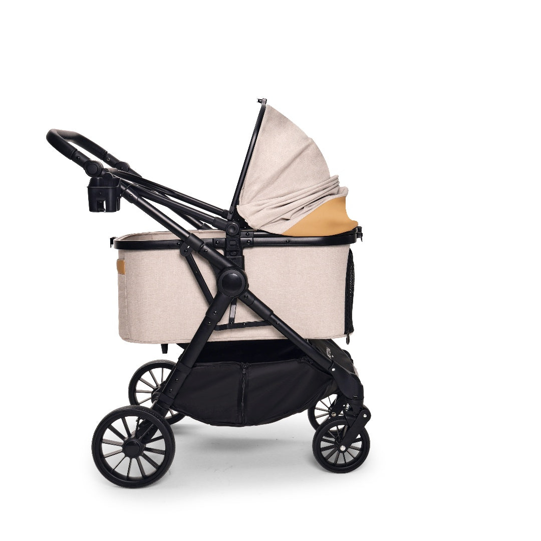 PETTENA 中型犬や多頭飼い用折りたたみ式分離型軽量ペットカート TERRAベージュの幌が開けた写真