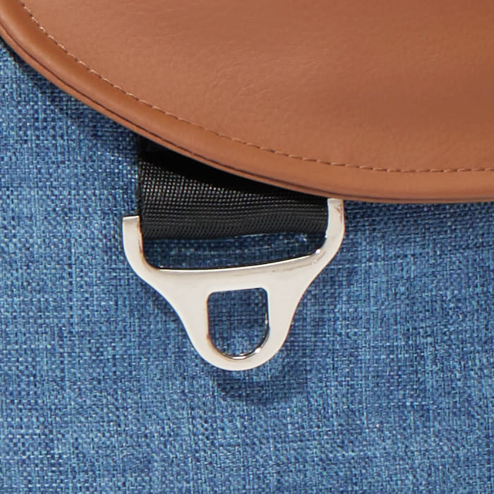 犬バギーの金具の写真