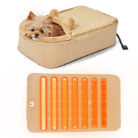 ベッド全体をカバーする高密度な発熱エリアが床からの冷気を遮断し、ベージュ色のコットの中で丸くなる愛犬を底面から優しく温め続ける様子を表しています