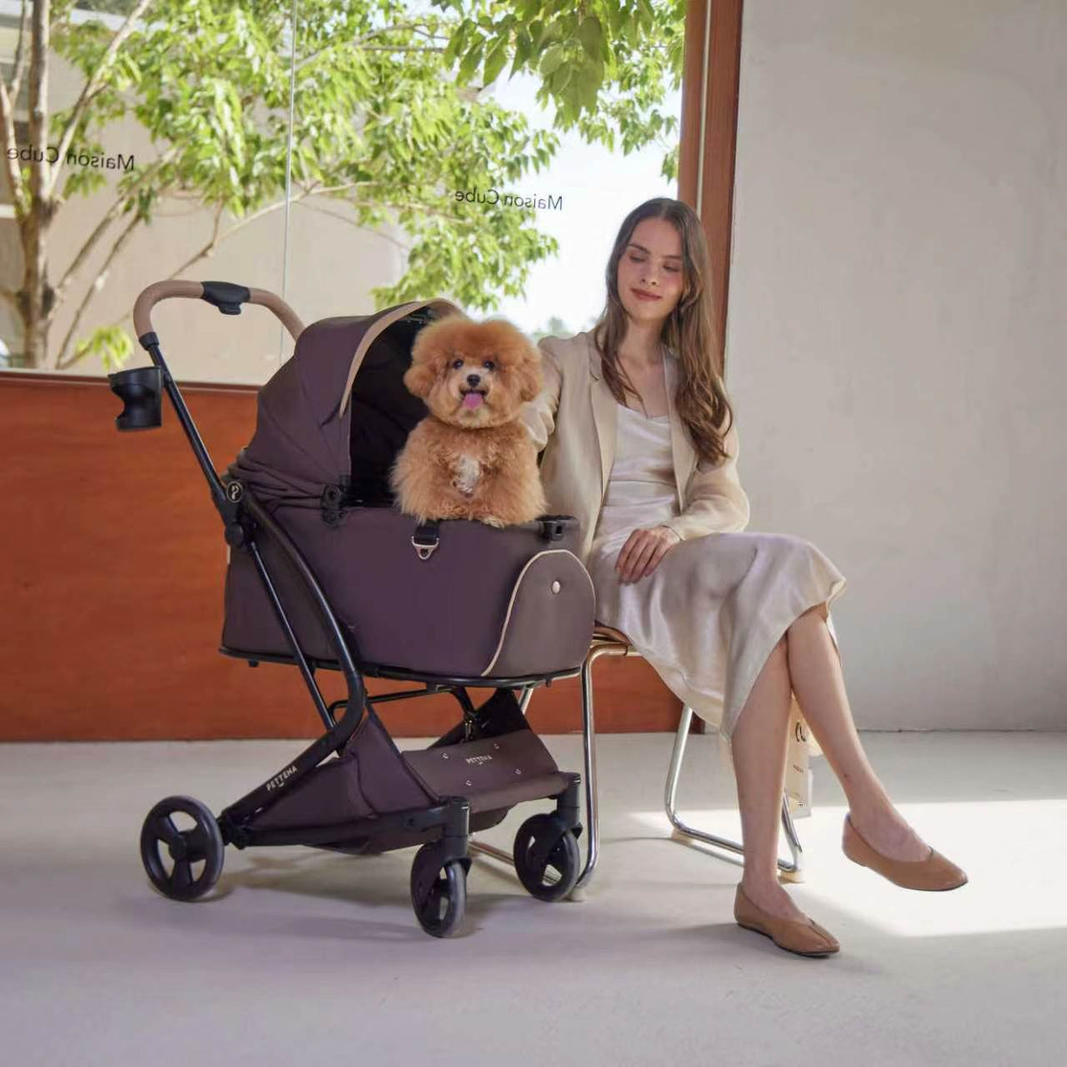 PETTENA MILOU lifestyle