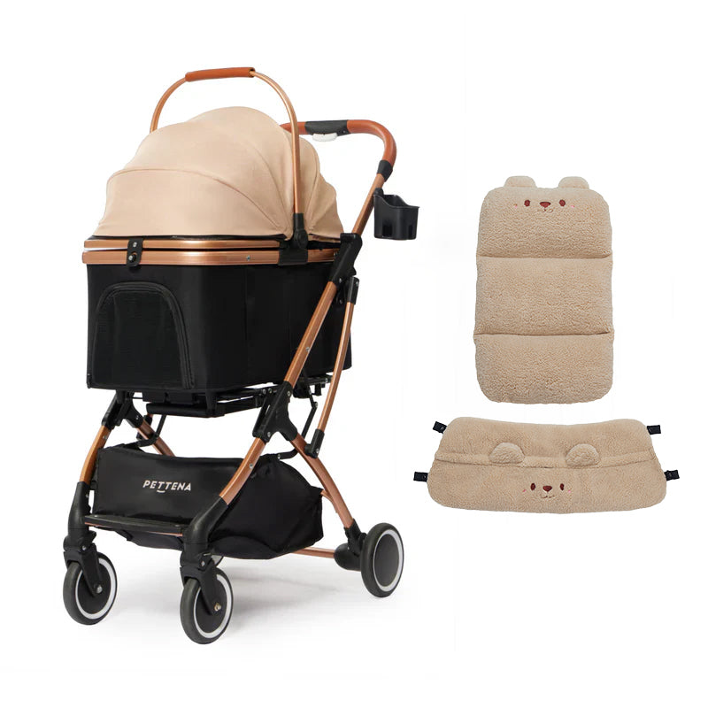 PETTENA knight　ブラックゴールドのペットベビーカーにベージュクマ柄ふわふわセット。優しい肌触りの保温素材がペットの体温を快適に保ち、長時間の散歩でもリラックスした状態をサポートする快適設計です。